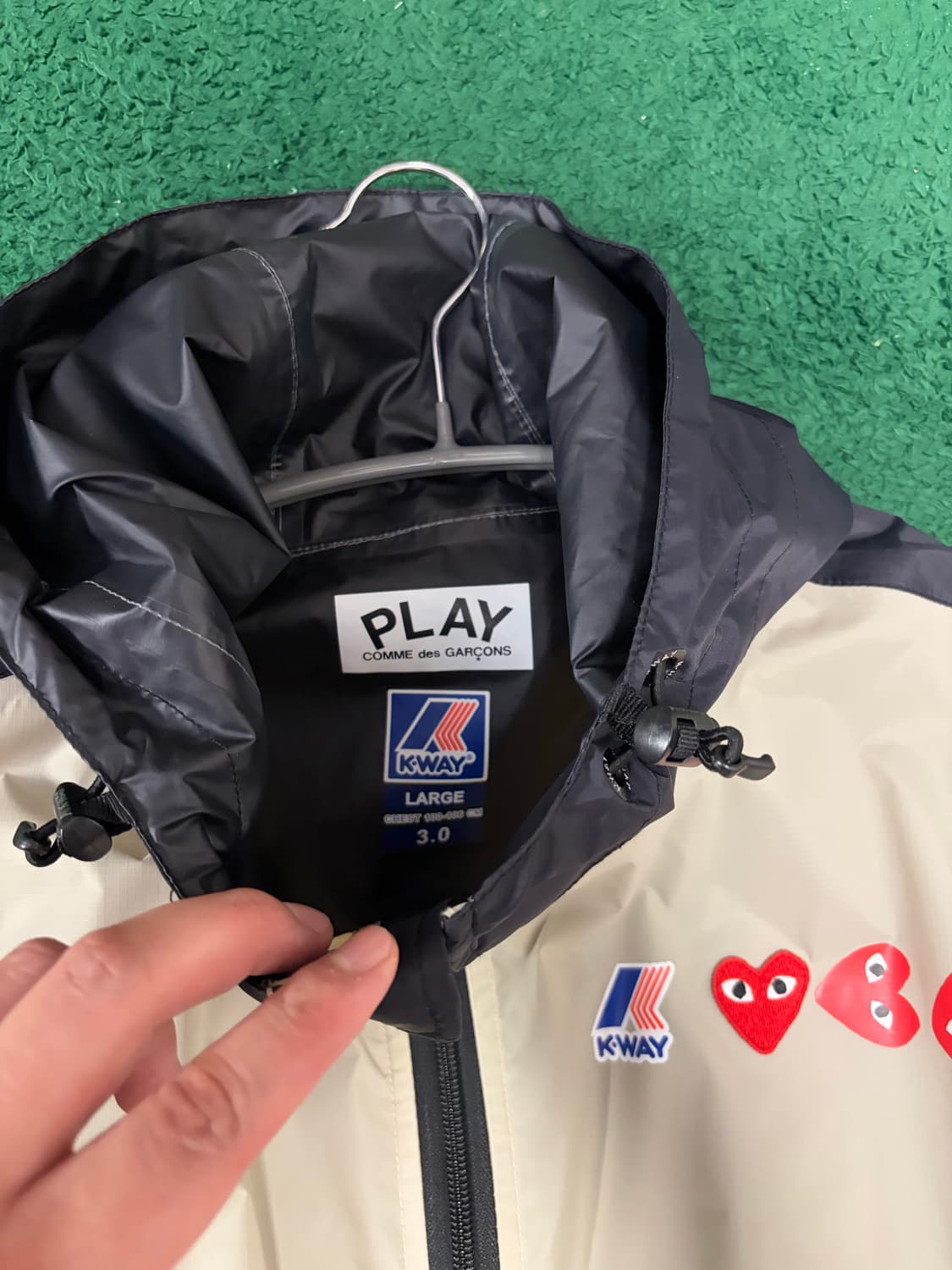 L) 꼼데가르송 x 까웨 바람막이 상품이미지4