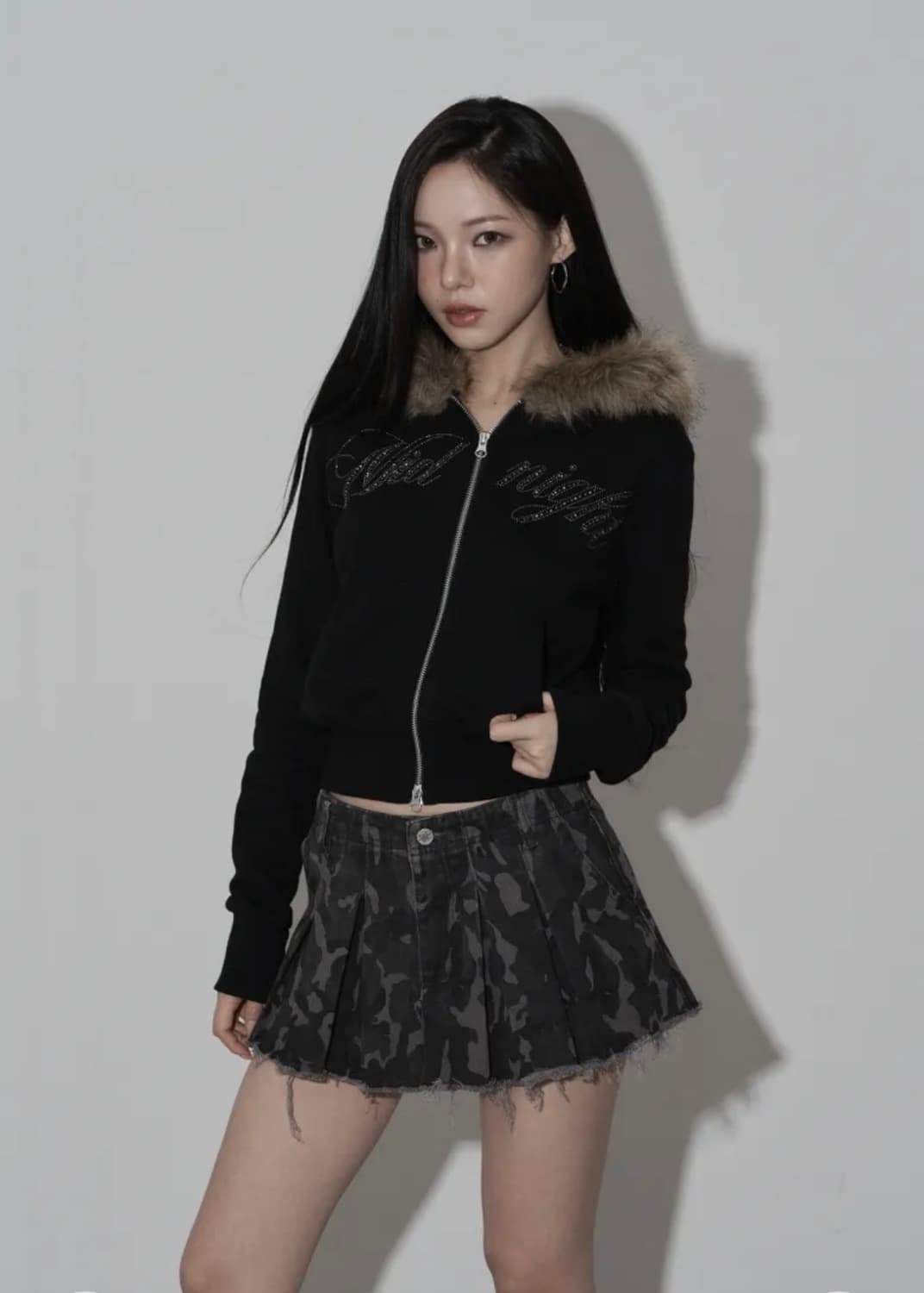 [새상품]미드나잇무브 크롭 퍼 후드집업 상품이미지2