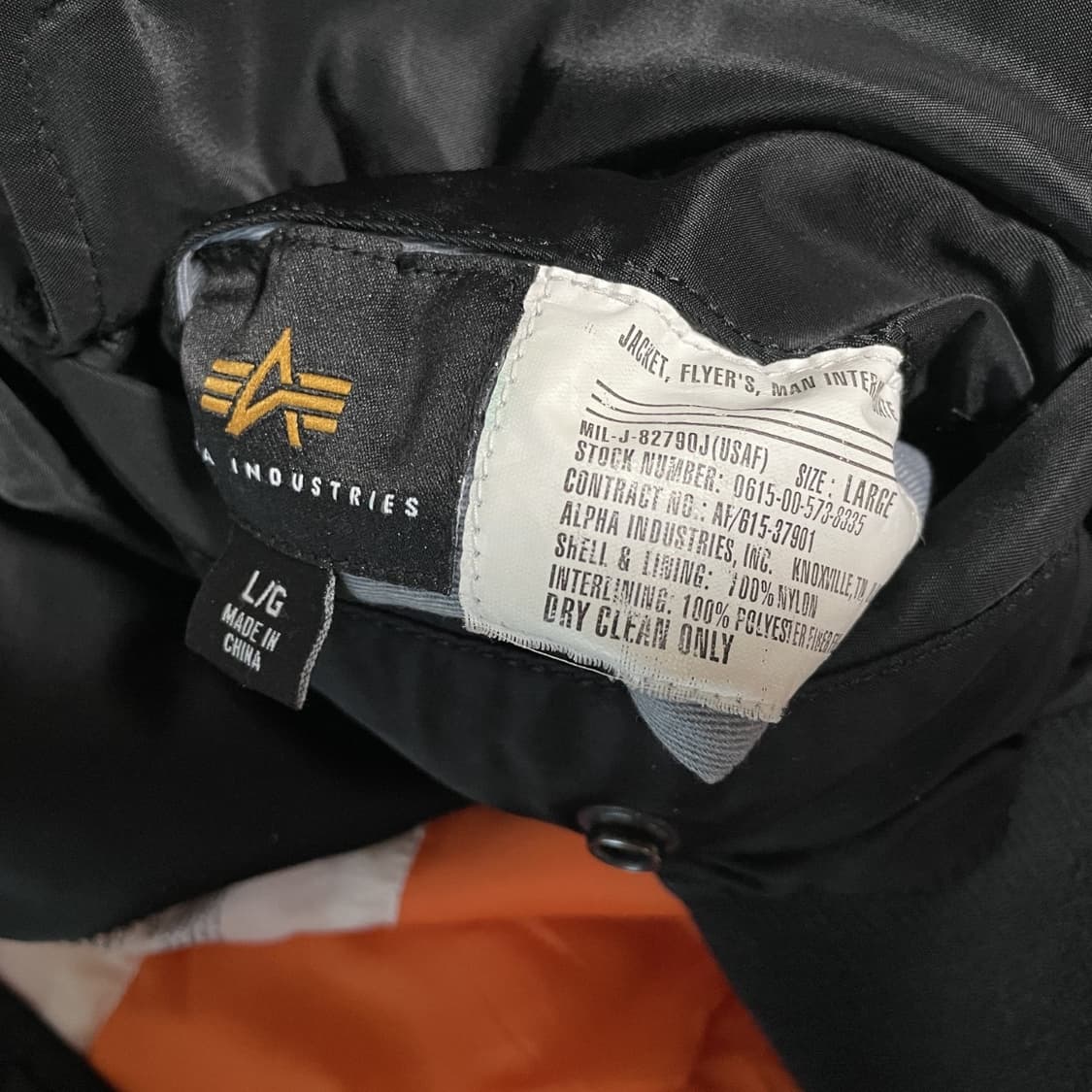 정품] 알파인더스트리 ma-1 레귤러핏 블랙 블러드칫 L 상품이미지8