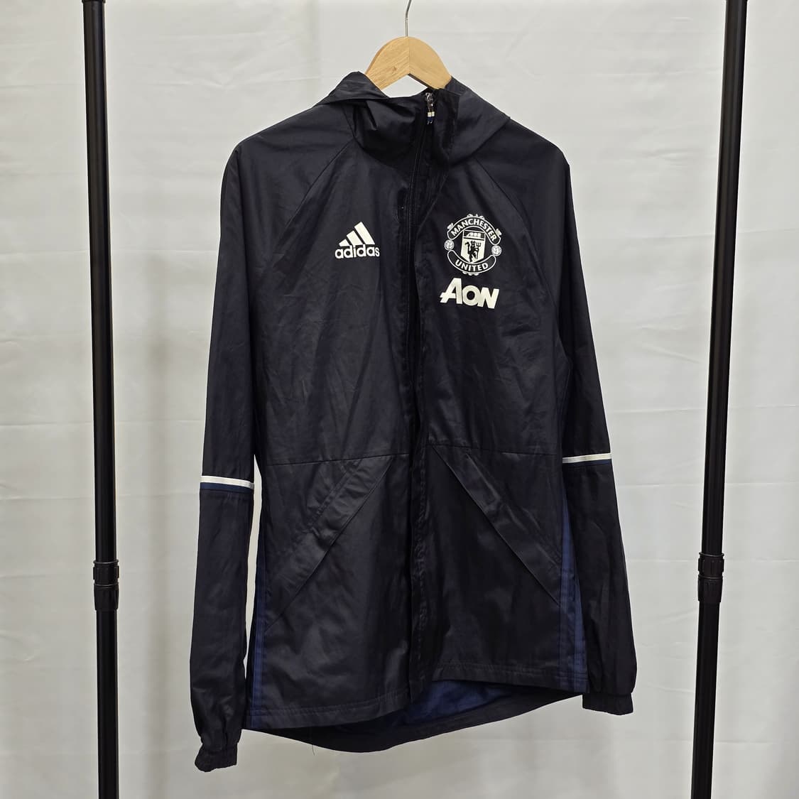 2016시즌 MUFC 트레이닝 바람막이 아디다스 3선 후드 집업 100 상품이미지1