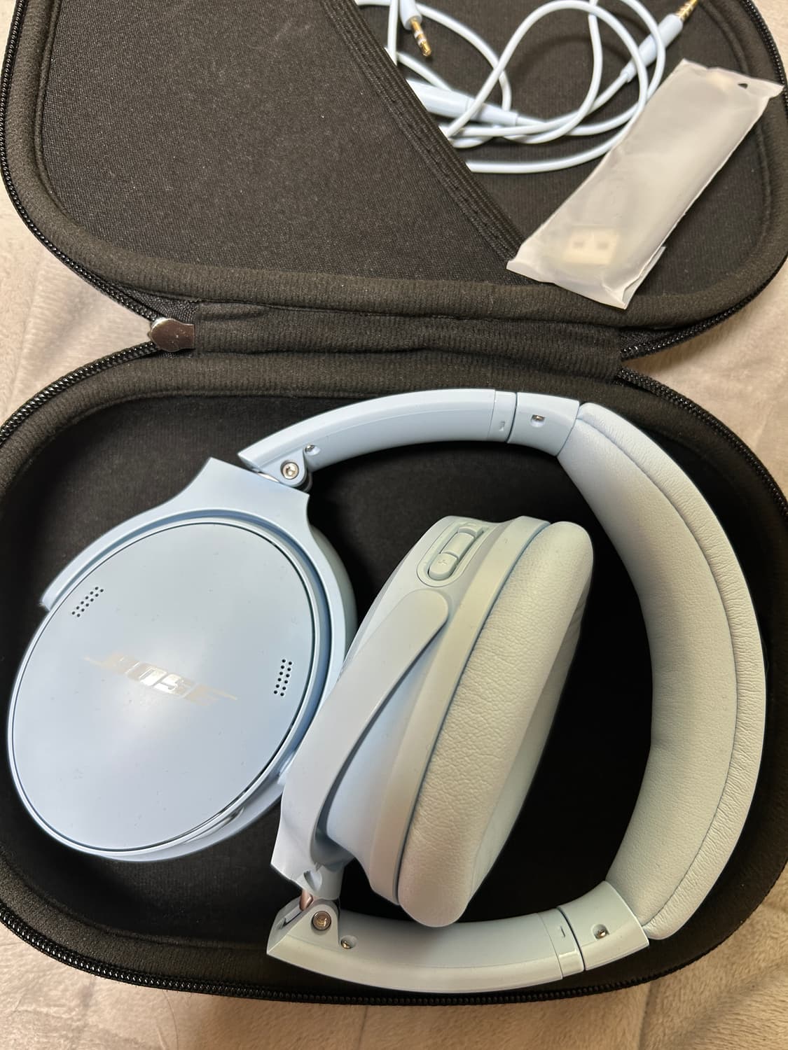 보스QC45 문스톤블루 헤드폰 상품이미지2