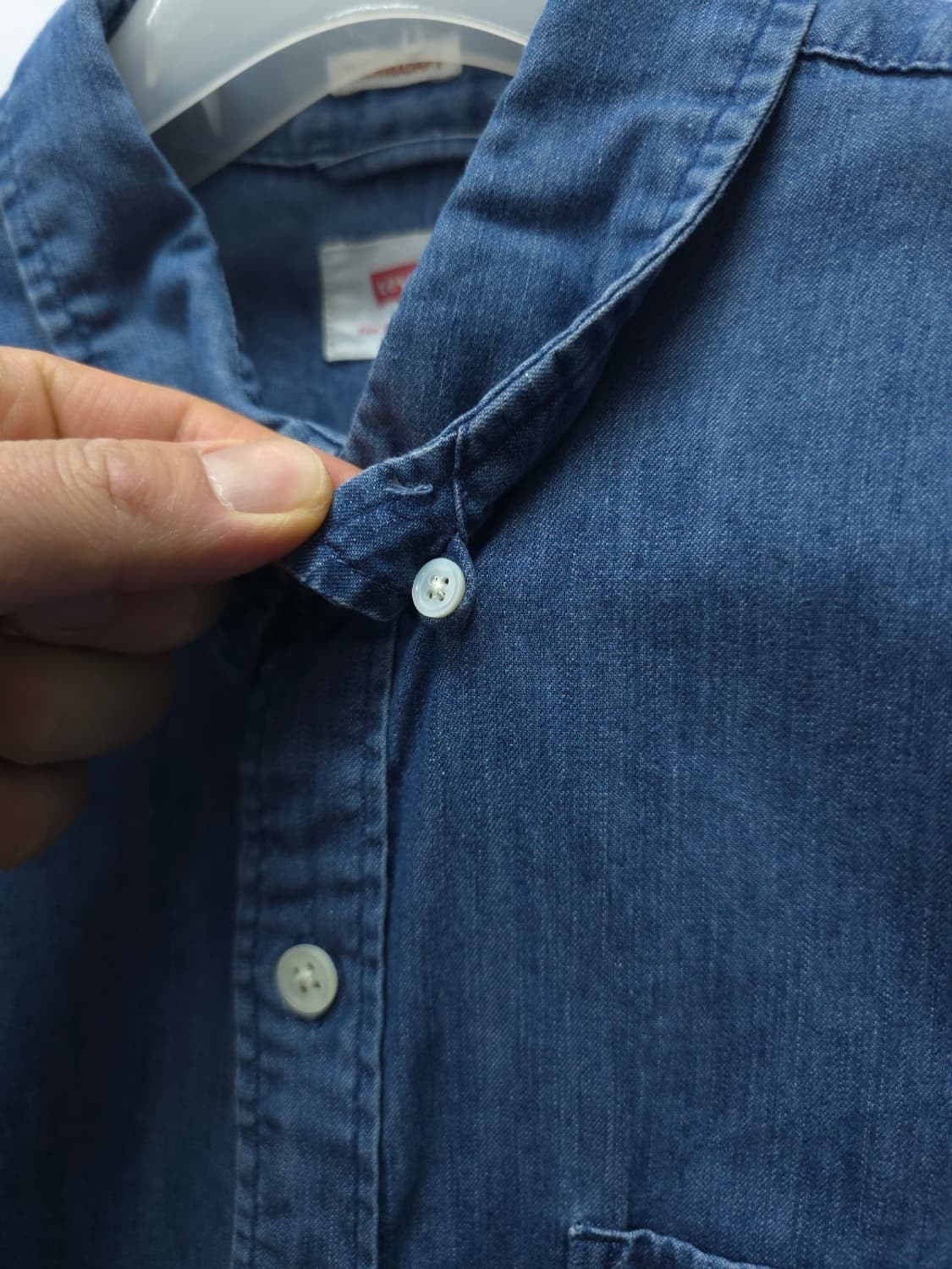 리바이스Levi's 화이트탭 데님셔츠 (남성M) 상품이미지5