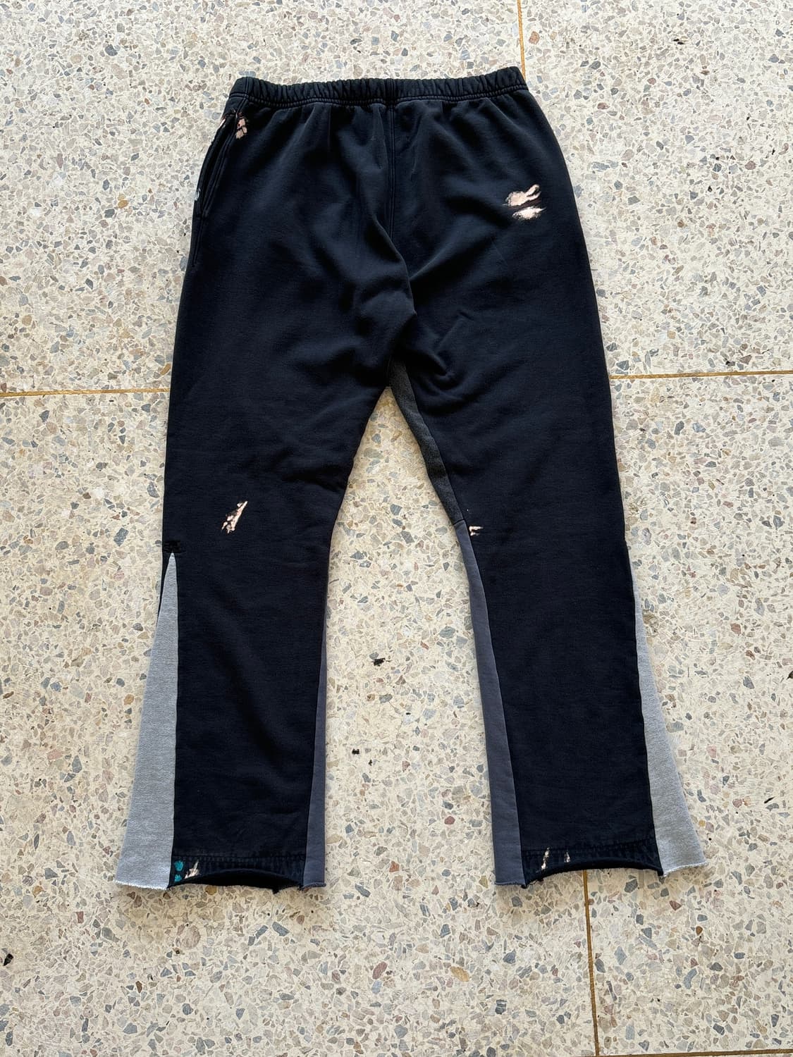 Gallery Dept 페인팅 디테일 플레어 스웻팬츠 상품이미지5