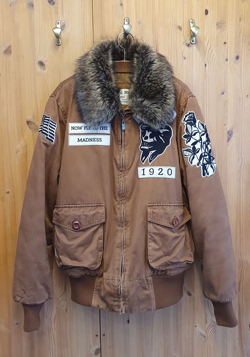 100.더매드니스 퍼 봄버자켓 상품이미지1