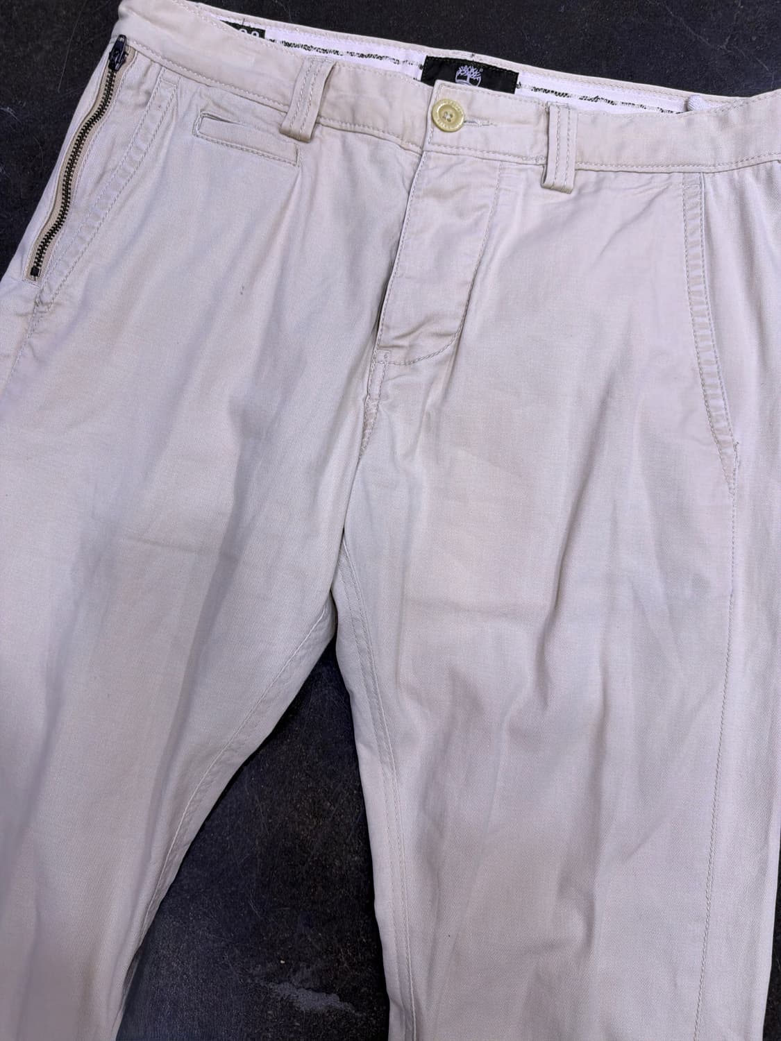 팀버랜드 어스키퍼스 틸트 지퍼 디테일 코튼팬츠 베이지 30 상품이미지3