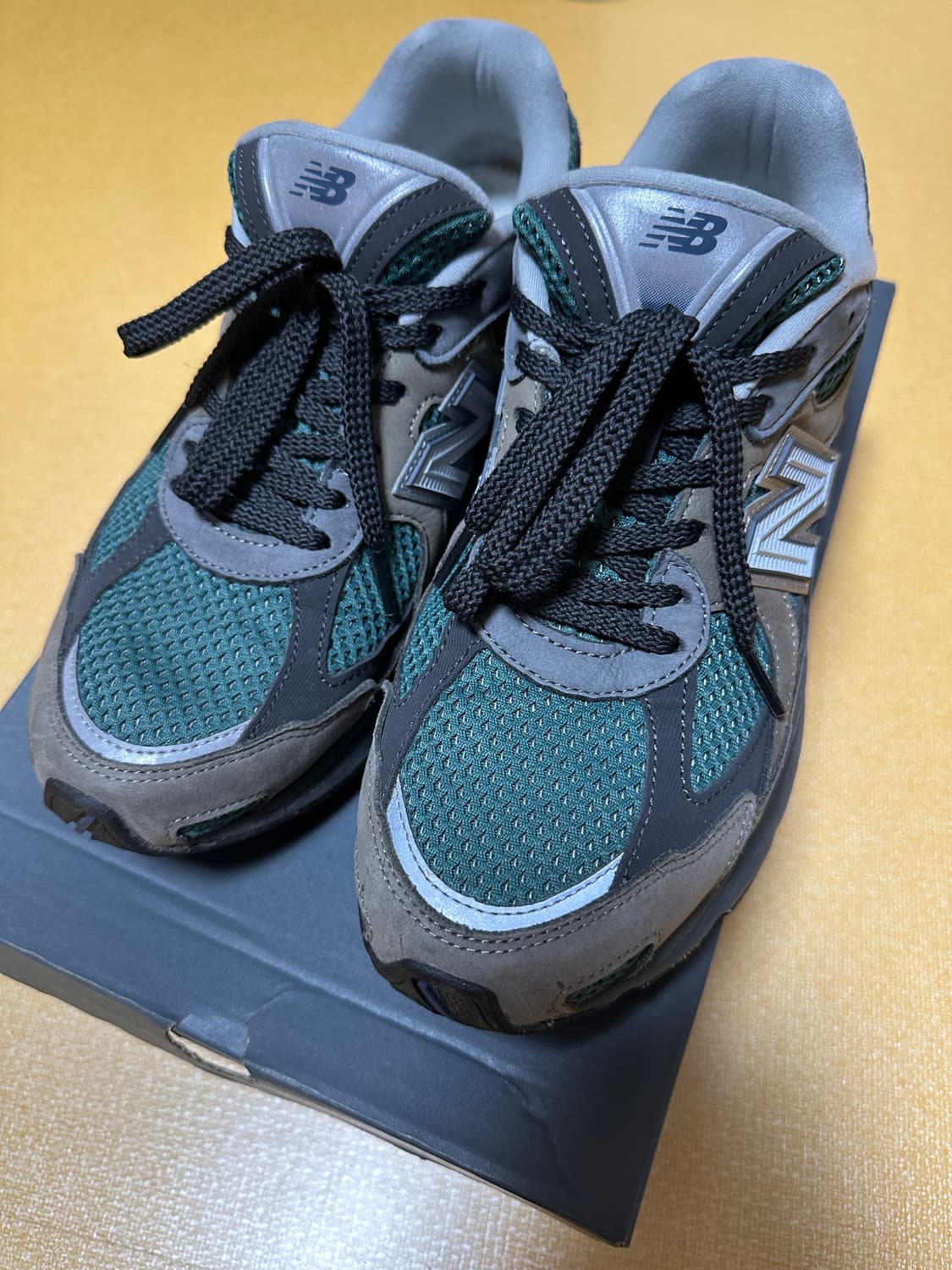 뉴발란스 2010 앱졸브 독사이드 인디고 285사이즈 상품이미지1