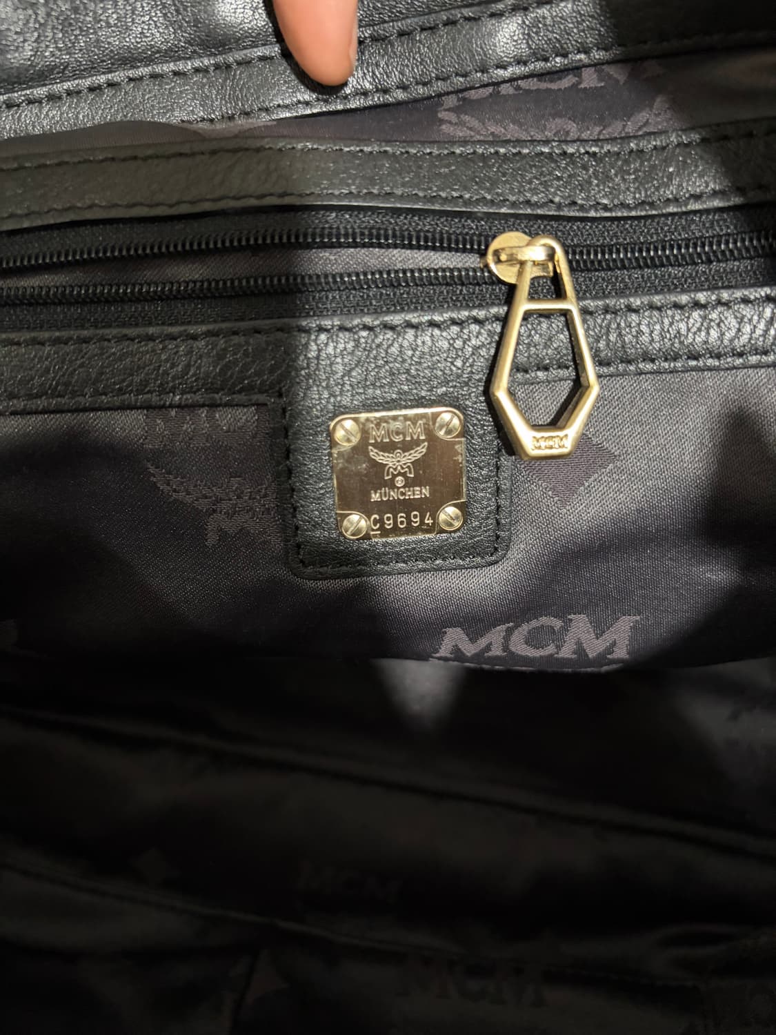 MCM 정품 숄더백겸 핸드백 상품이미지5