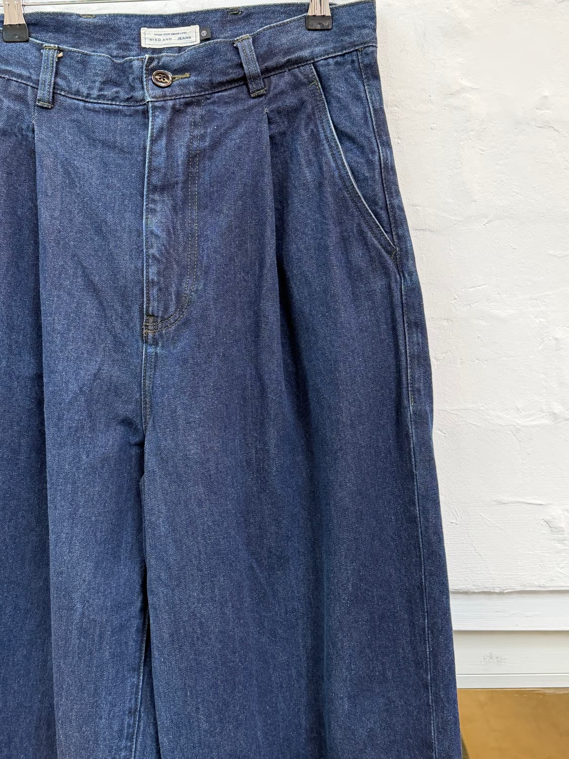 Niko and jeans 백 신치 배기 테이퍼드핏 데님 팬츠 3 상품이미지3