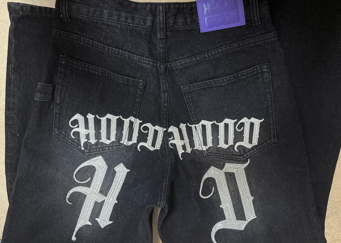 후드후드 체인 자수 데님 팬츠 블랙 상품이미지3