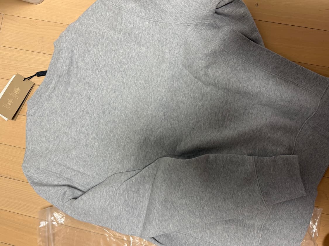 (새상품) 버버리 맨투맨 상품이미지4