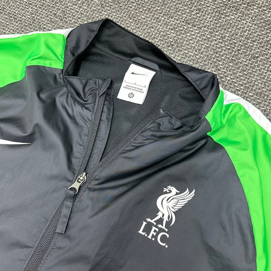 나이키 해외판 리버풀 레어템 바람막이 L 상품이미지7