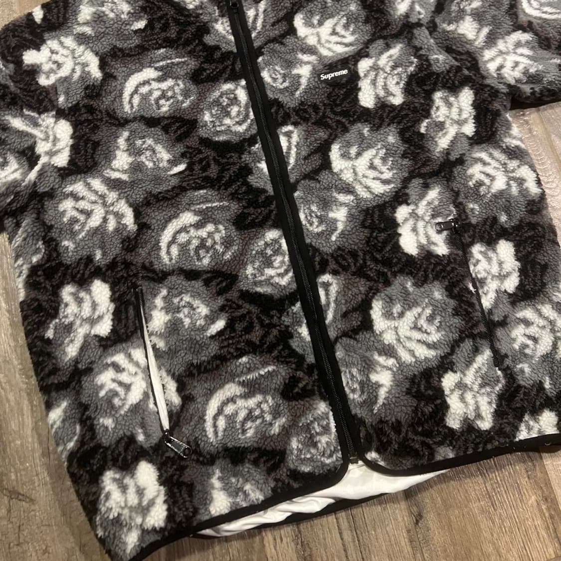 슈프림 로즈 쉐르파 플리스 리버시블 자켓 상품이미지2