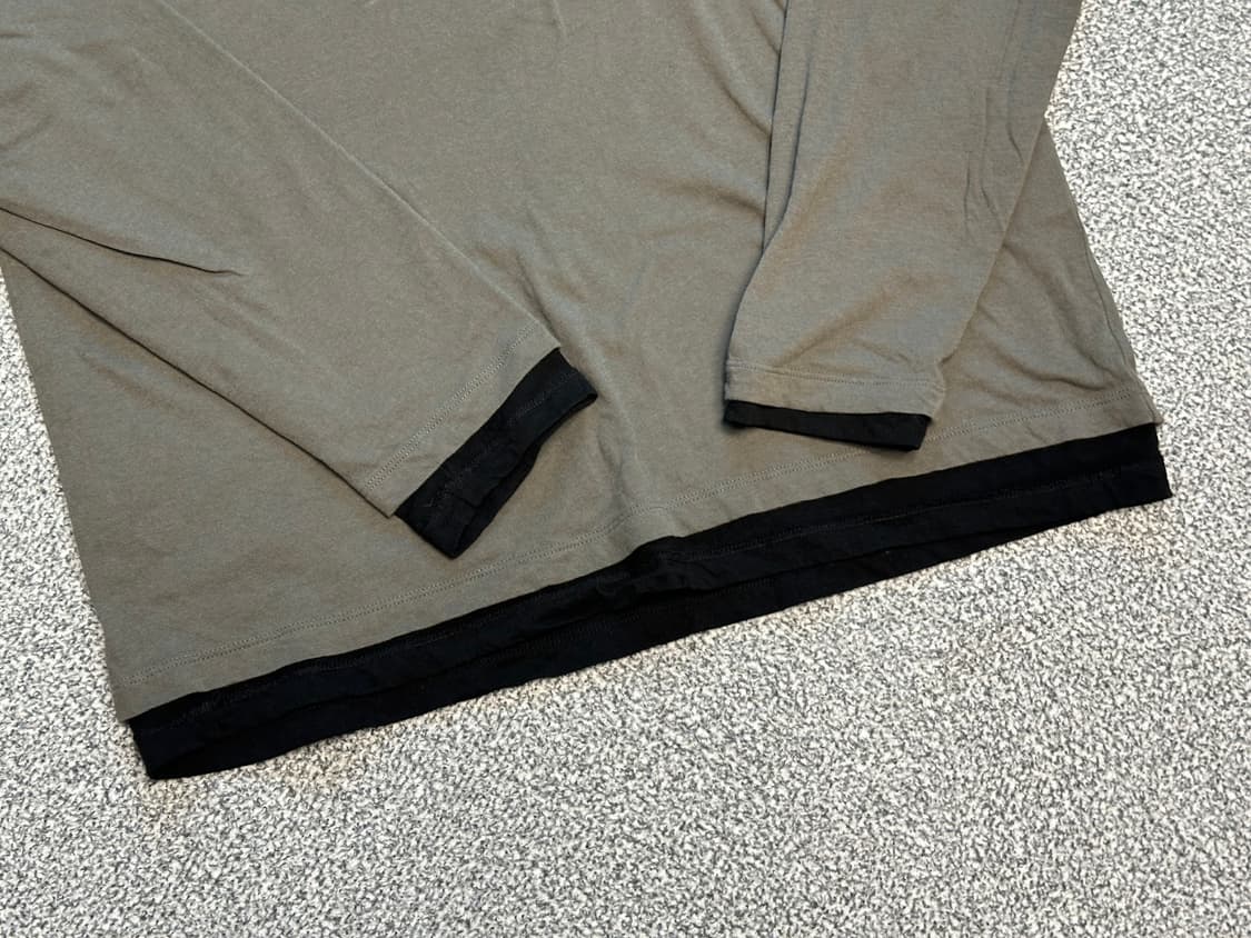 해칭룸 Two Face Linger Tee Olive/Black 상품이미지2