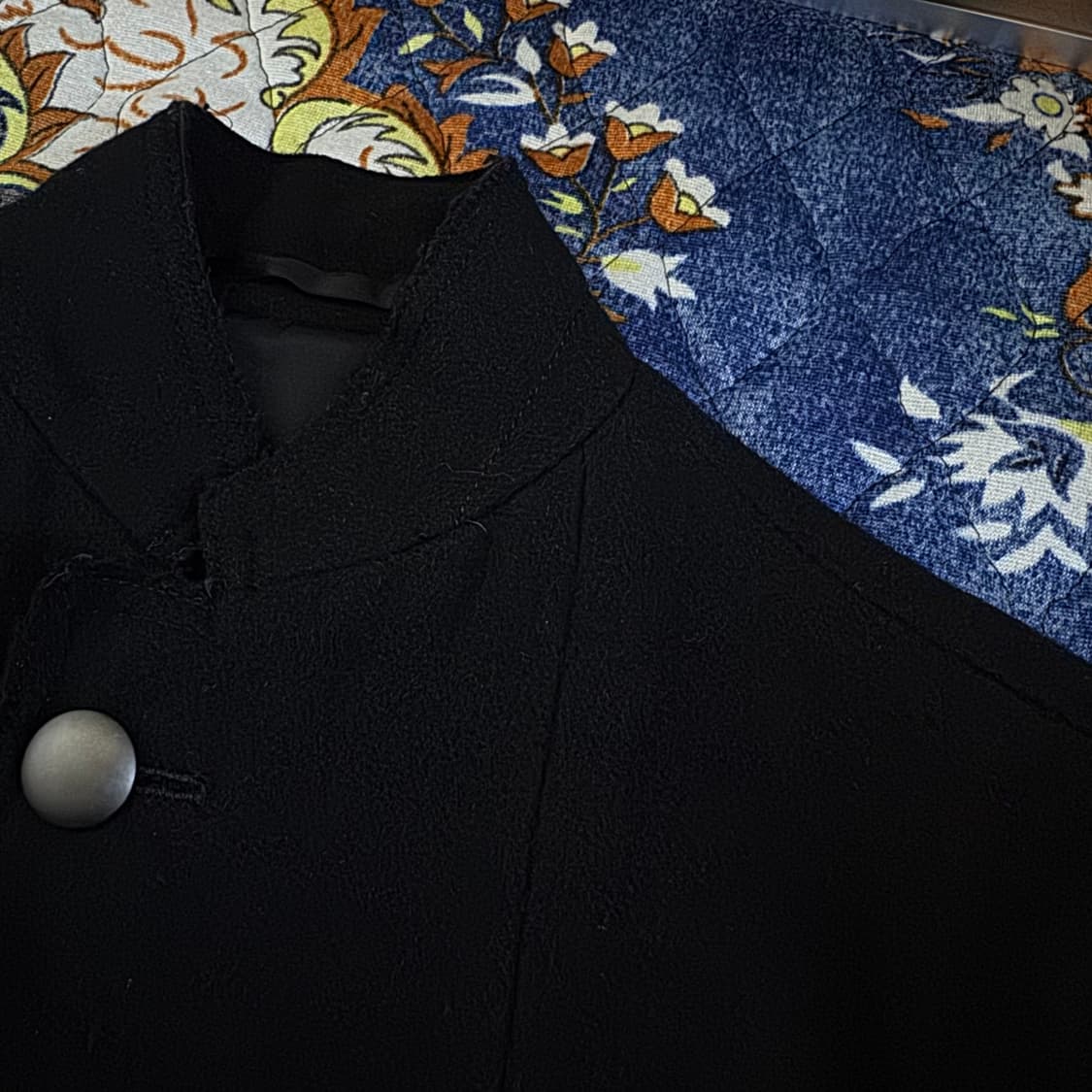 Japan made 버튼 디테일 블랙 울 하이넥 카라 라인 오피서 자켓 상품이미지3