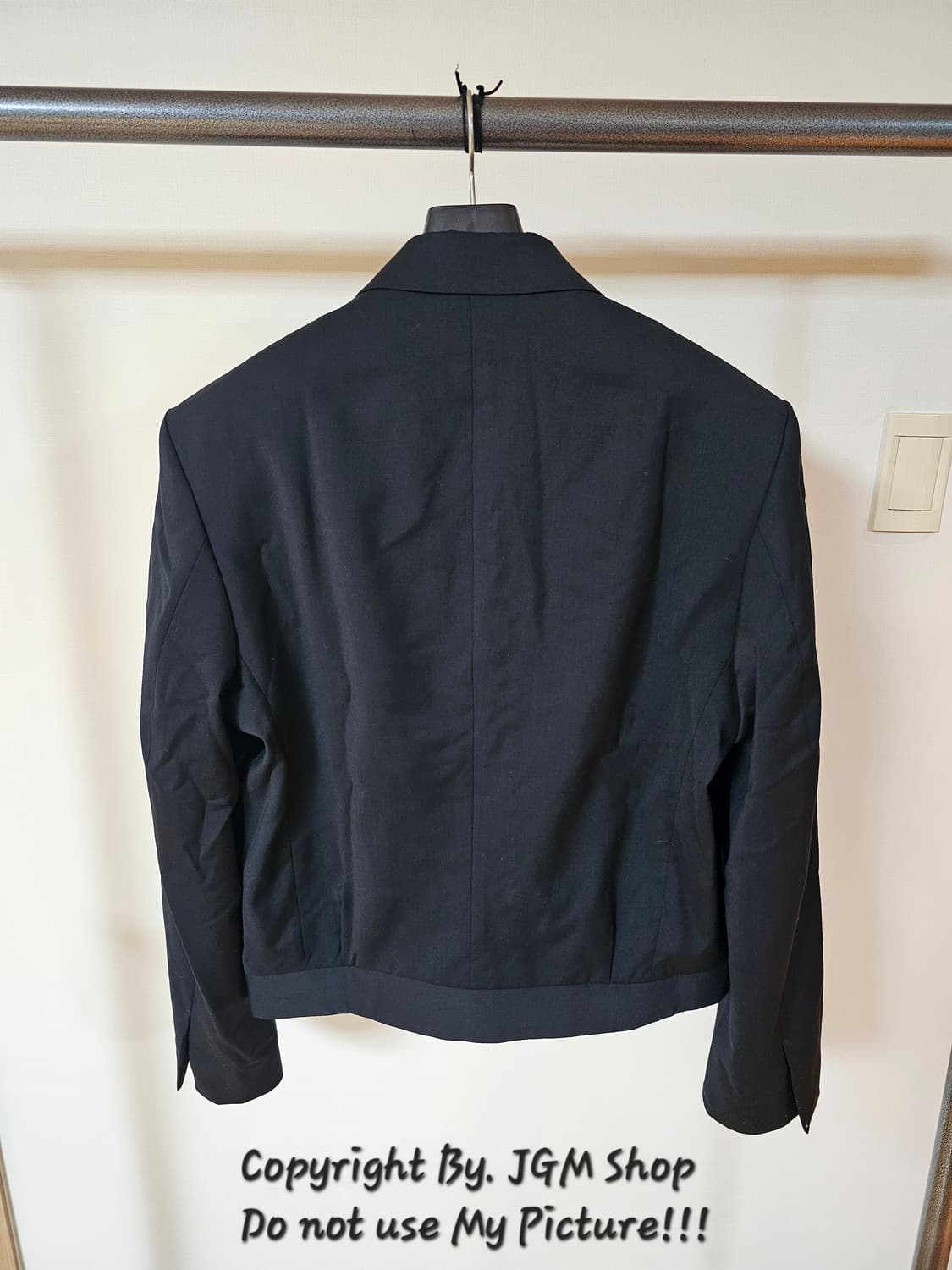 COS 울 테일러드 크롭 자켓 블랙 46(M) 상품이미지3