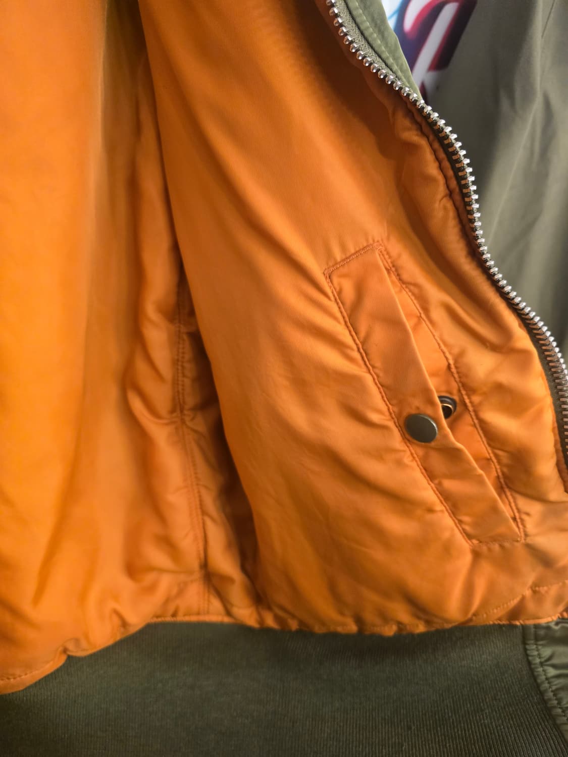 알파 인더스트리(Alpha Industries)MA-1 플라이트 재킷 상품이미지3