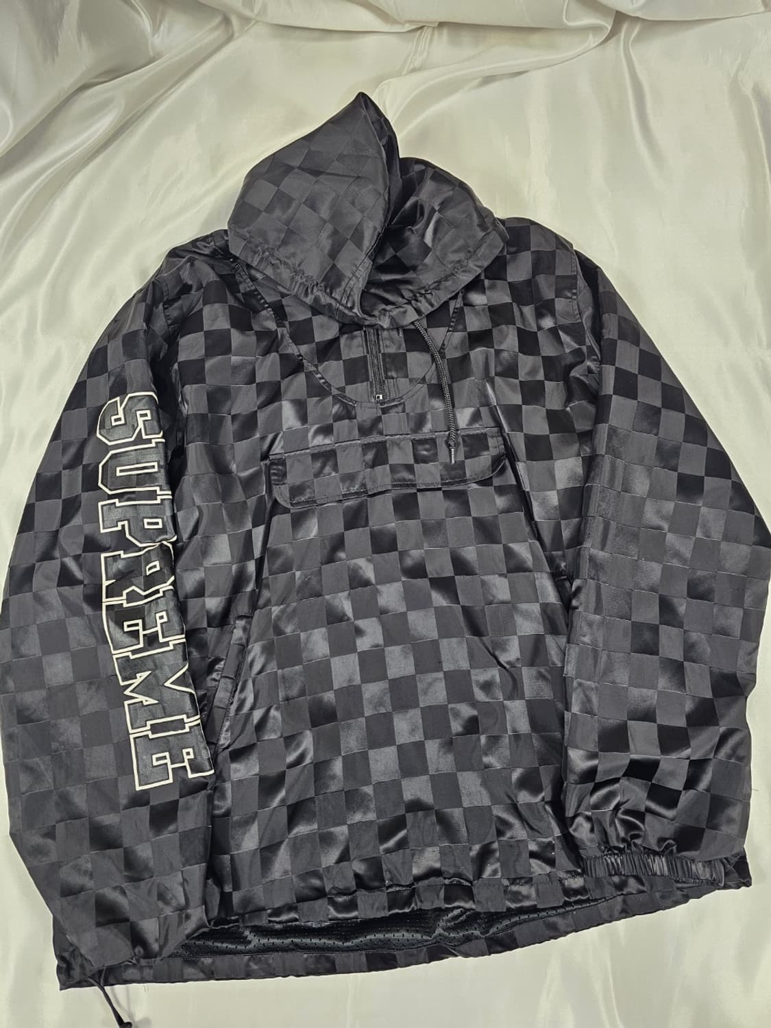 슈프림17ss체커드아노락 상품이미지1