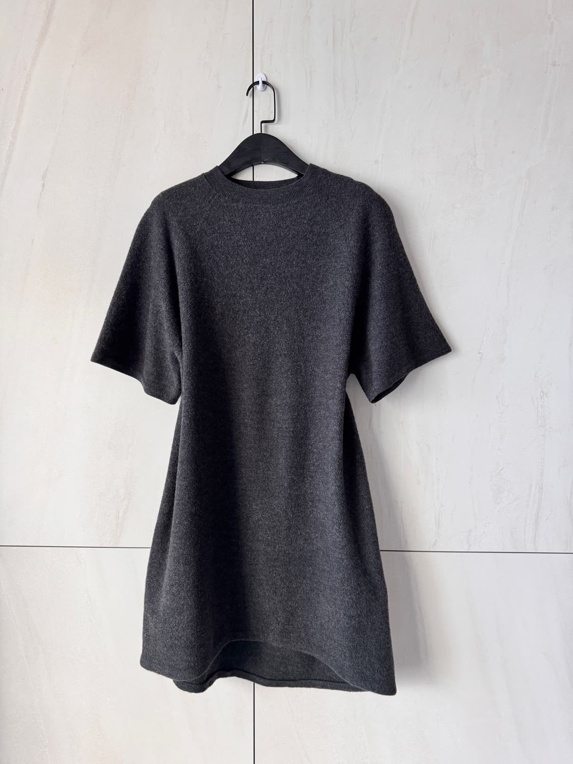 새상품 컨디션 COS 코스 울 100% 반팔 니트 원피스 XS 상품이미지2