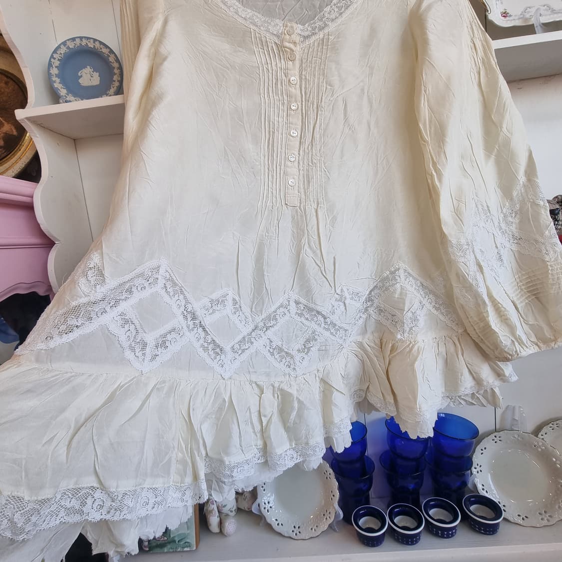 실크 레이스 러플 블라우스 상품이미지3