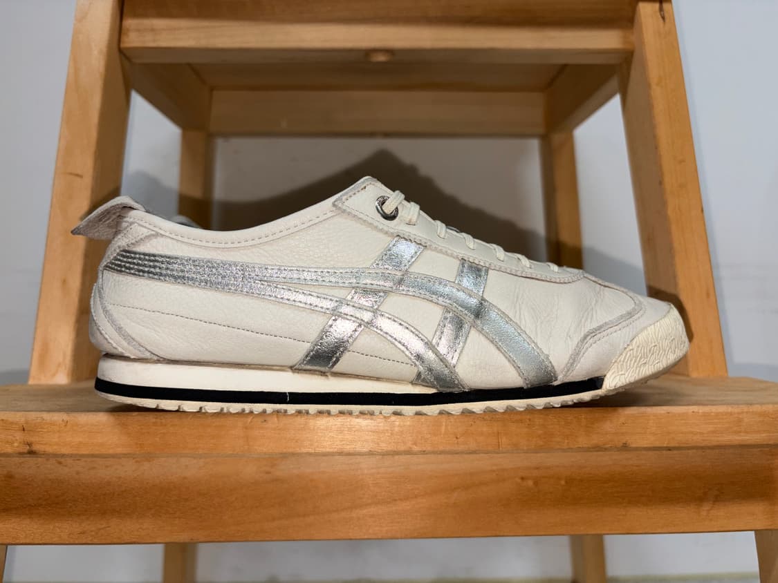 오니츠카타이거 스니커즈 230 상품이미지1