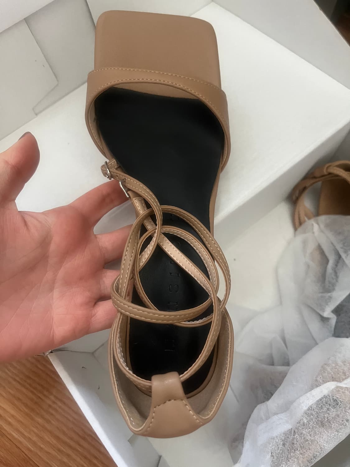 Macy 스퀘어코 스트랩힐 240 새상픔 상품이미지1