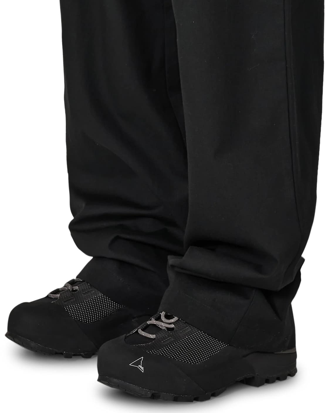 [S,M,L]로아 하이킹 26ss CENTIPEDE버클 치노 팬츠/블랙 상품이미지6