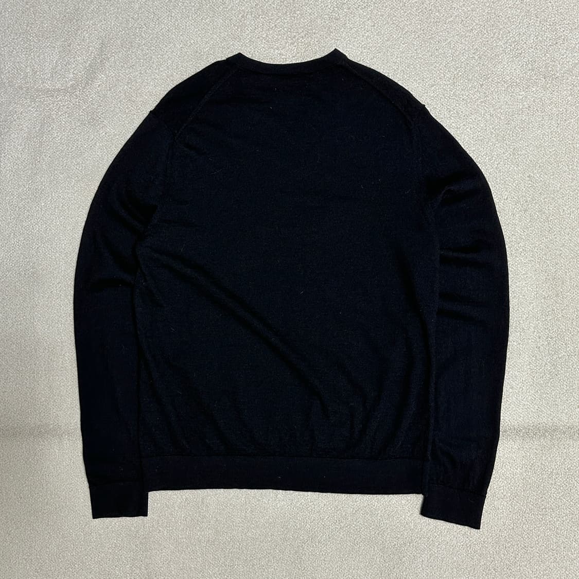 코스 슬림 메리노 울 브이넥 스웨터 상품이미지3