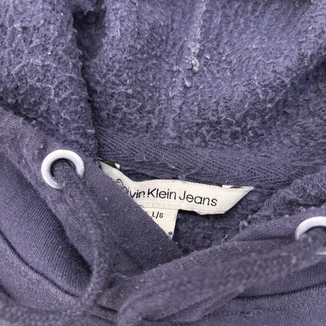 캘빈클라인 빅로고 네이비 후드티 상품이미지3