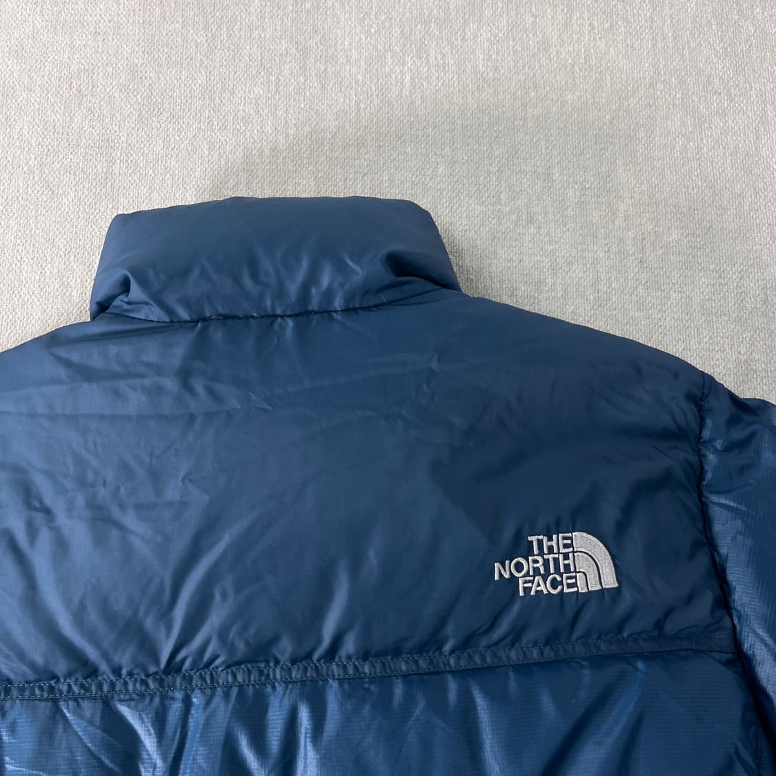 W90 노스페이스 1996 눕시700 블루 패딩 상품이미지7