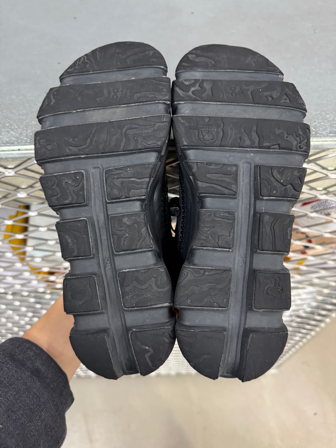 온러닝 클라우드 어웨이 블랙 270 상품이미지7