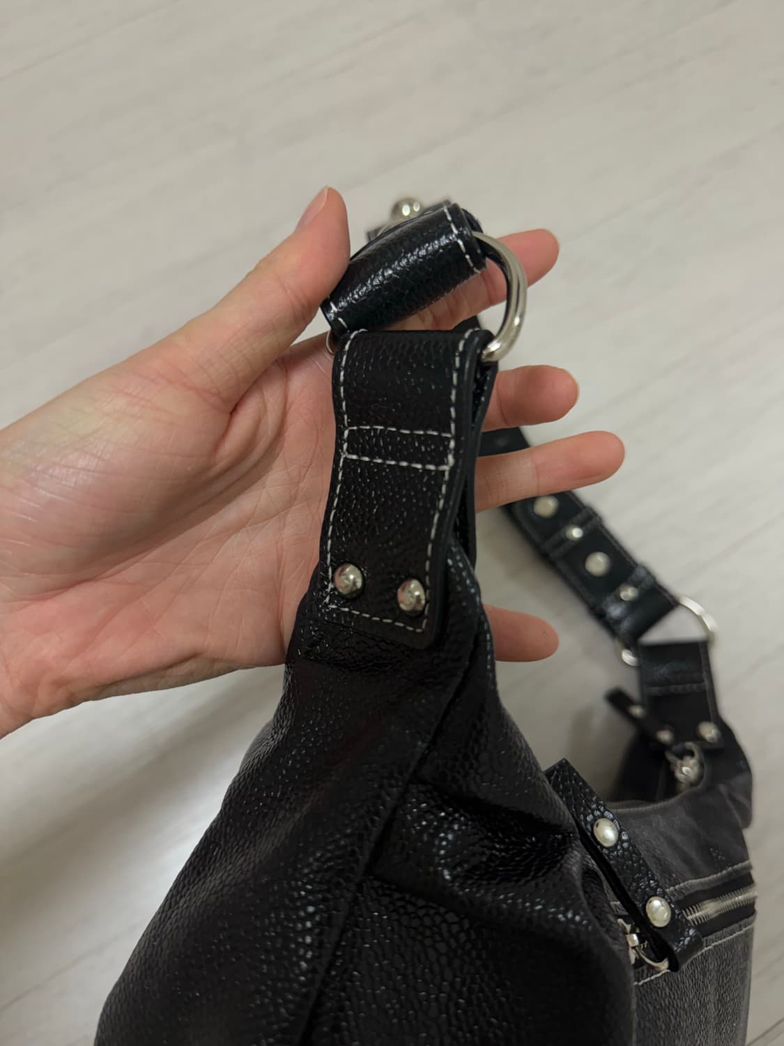 (2회착용) 쓰리타임즈 조니백  상품이미지6