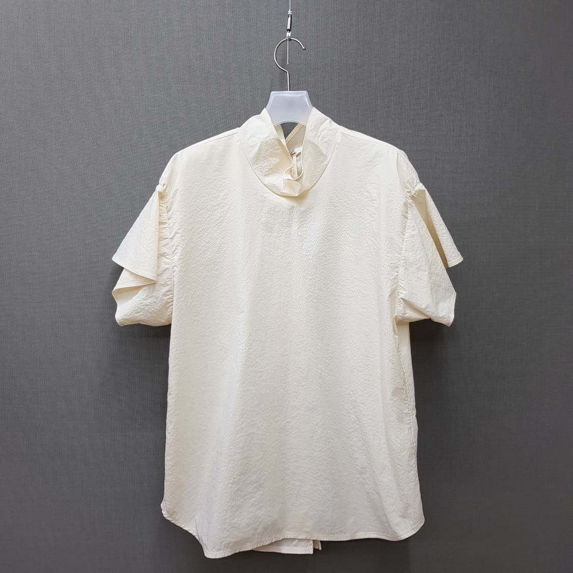 한섬 타임 하이넥 반팔 블라우스 F사이즈 상품이미지1