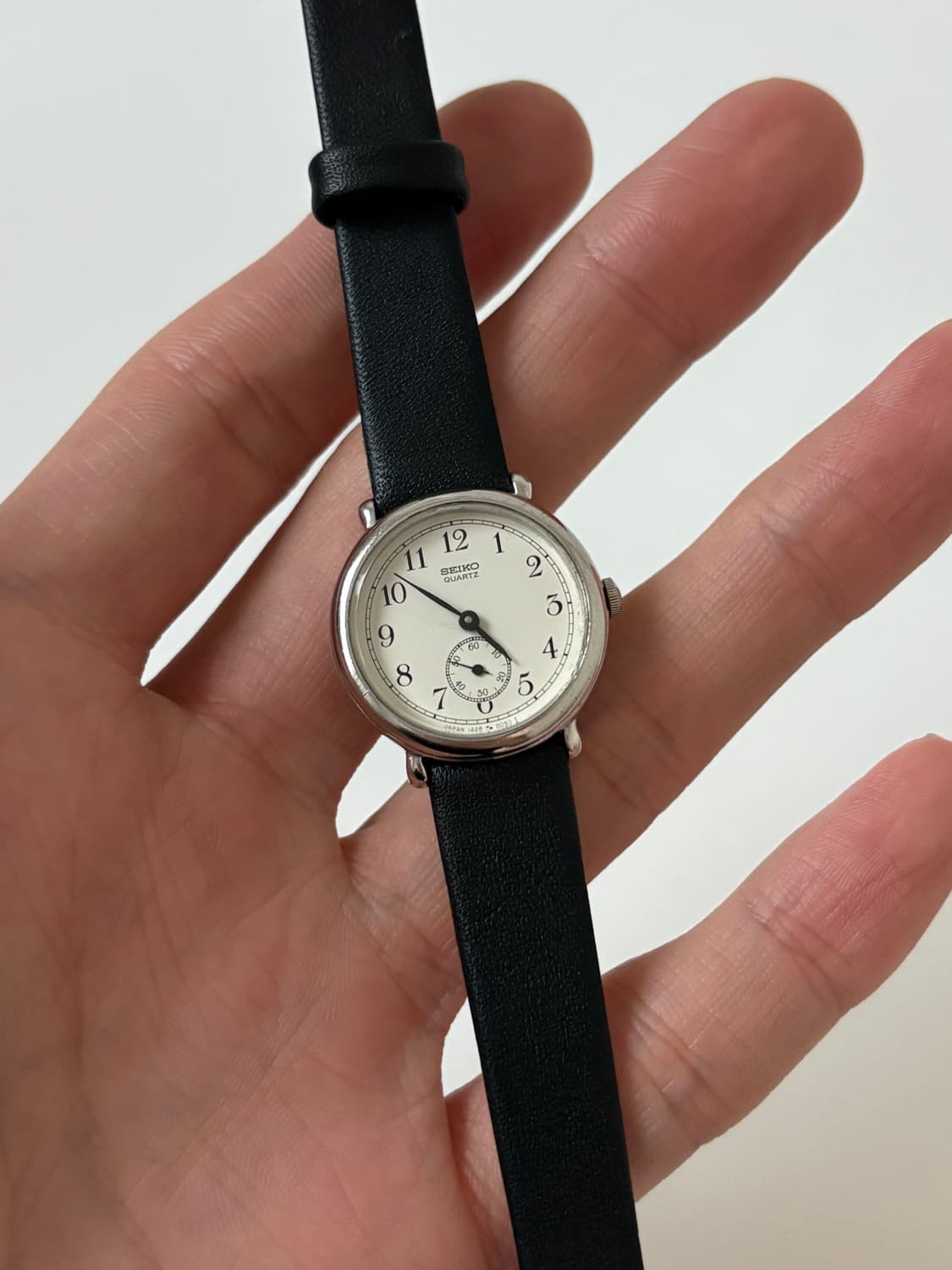 1980s Small Seconds Silver Ladies Quartz 상품이미지2