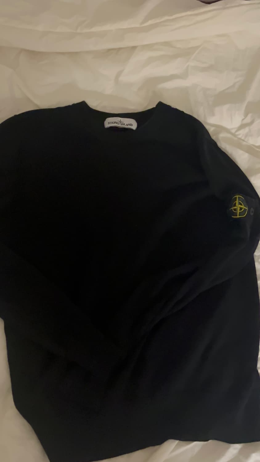 (정품) (급처) (황금핏) 스톤아일랜드 블랙 울 니트 s  상품이미지1