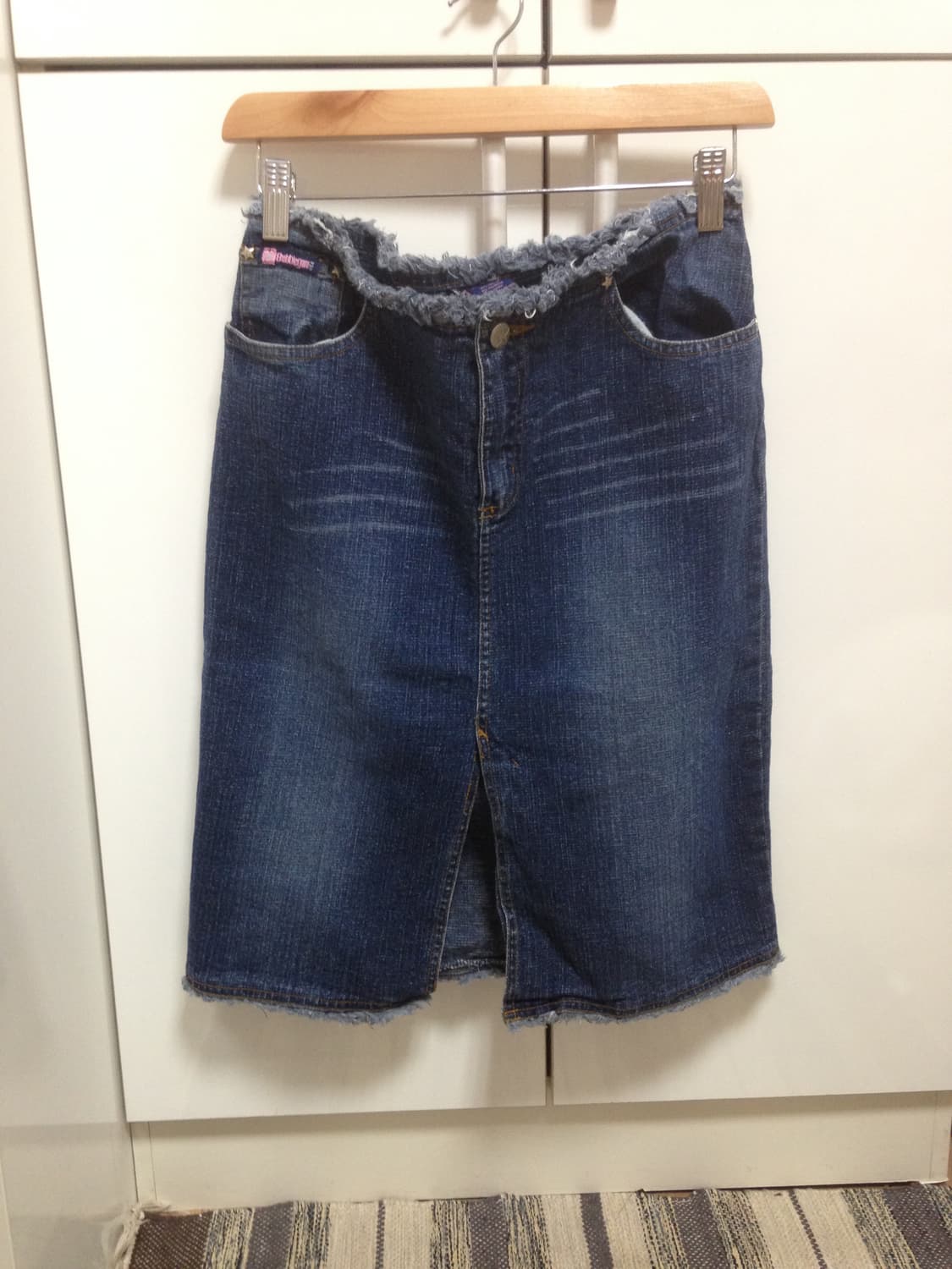 Washed denim midi skirt  상품이미지1