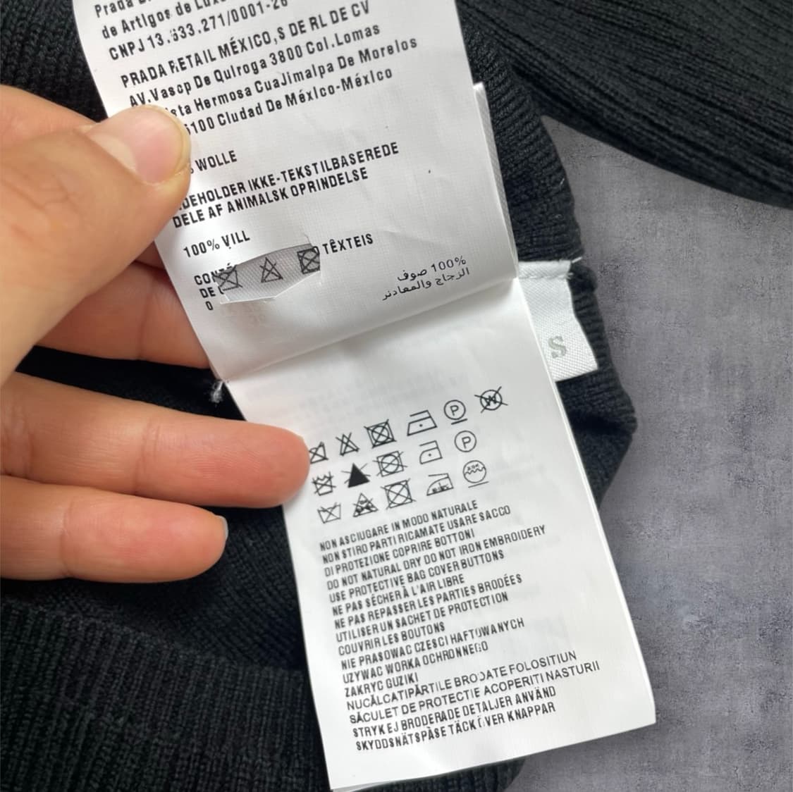 미우미우 Miu miu 콘트라스트 카라 크롭 벌룬 가디건 S 상품이미지7