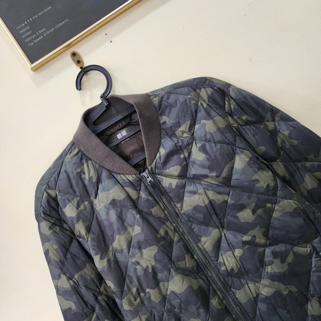 [105] 유니클로 카모 퀼팅 점퍼 (카키 카모) 상품이미지2