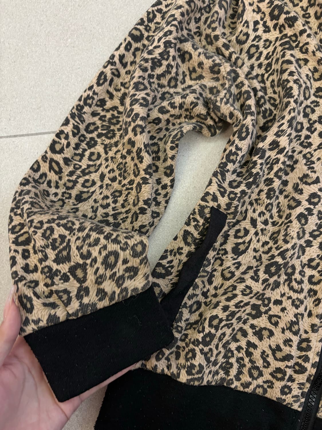 레오파드 해골 큐빅 후드집업 상품이미지4