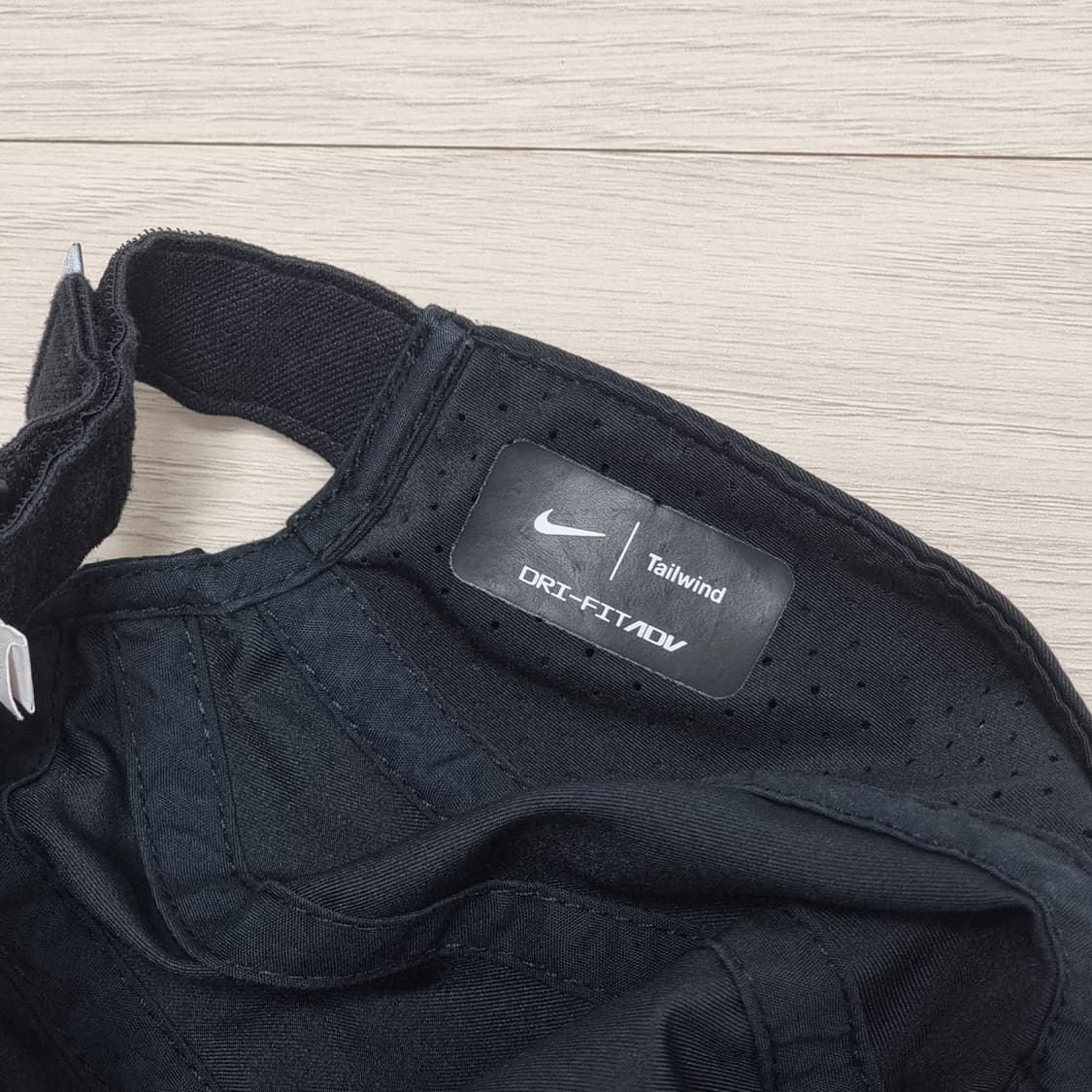 나이키 테일윈드 런닝캡 블랙 상품이미지2