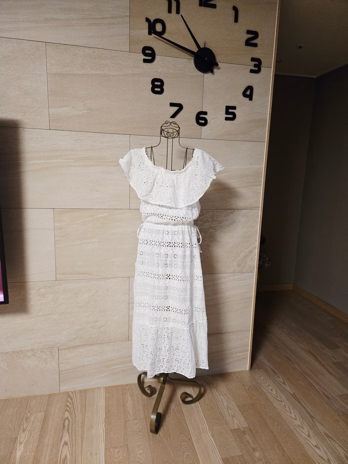 [66] 지컷 펀칭 레이스 롱 원피스 상품이미지4