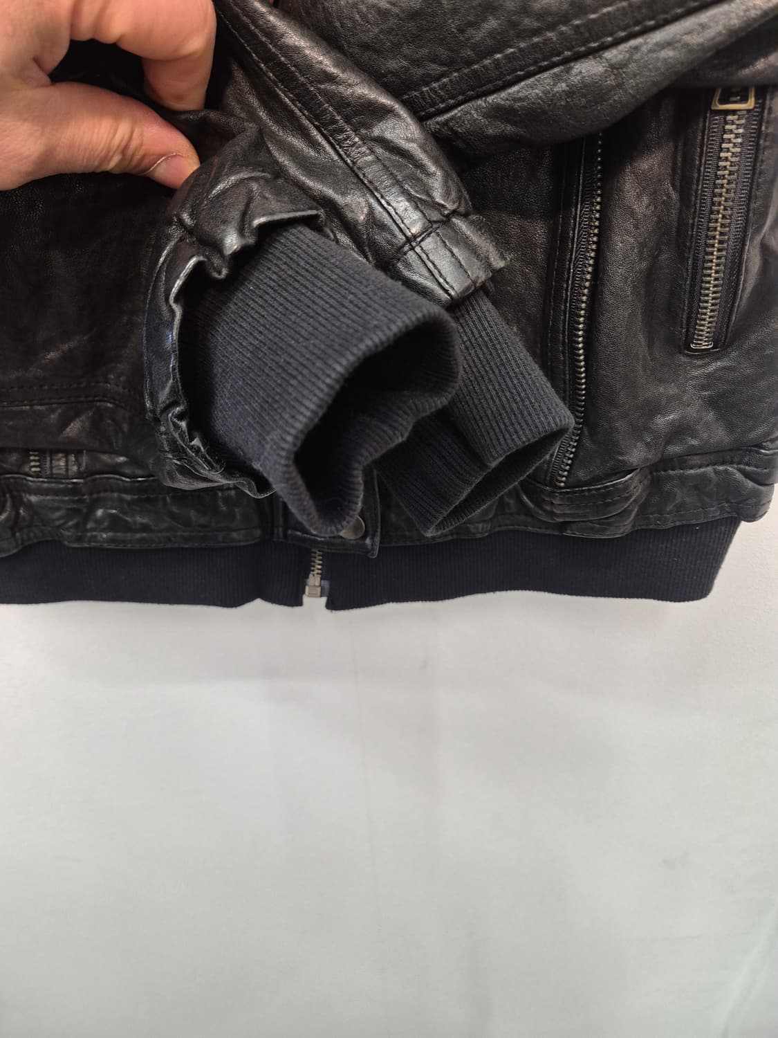 부드러운 양가죽 블랙 자켓  88
사이즈  상품이미지4