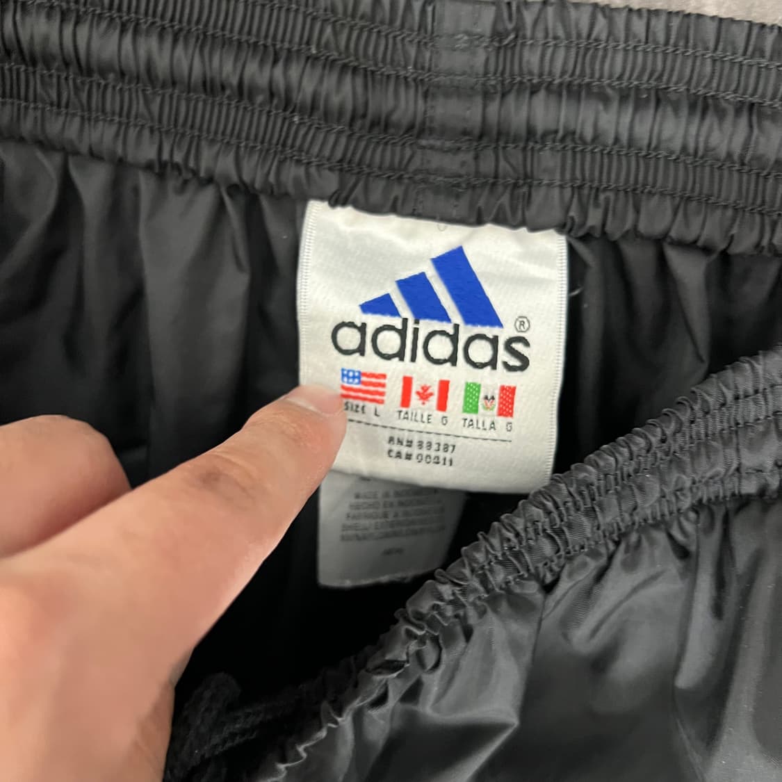 아디다스 00s 유광 블랙 삼선 와이드 조거 트랙팬츠 상품이미지7