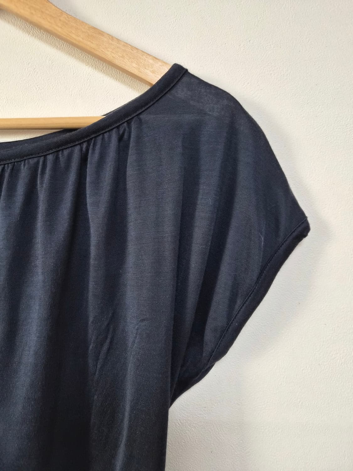 마크제이콥스 절개 티셔츠 XS사이즈 - T54 상품이미지3