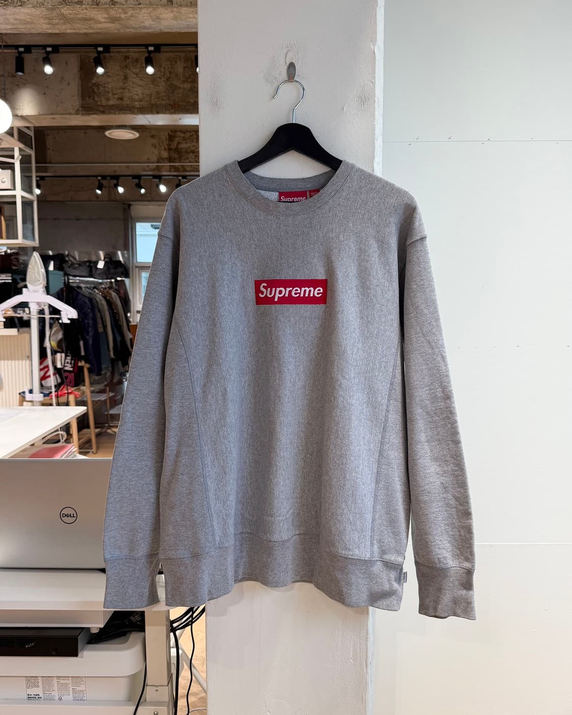 슈프림 그레이 박스 레드로고 크루넥 스웻 셔츠  상품이미지2