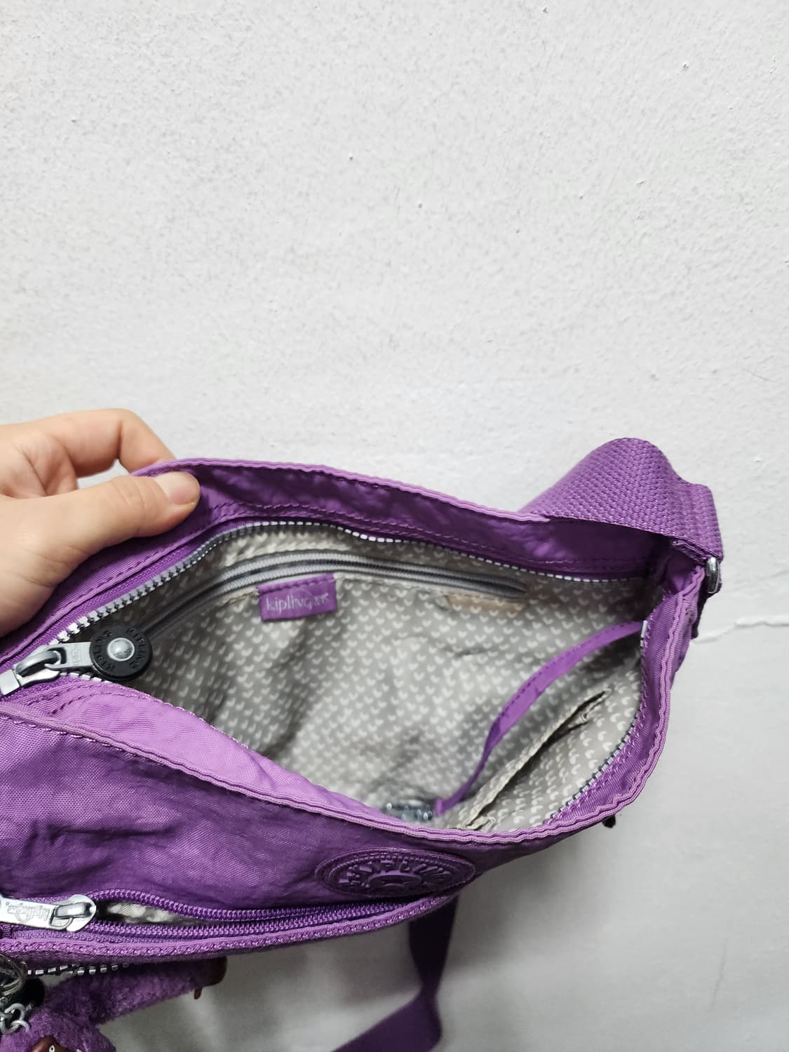 키플링 퍼플 미니 크로스백 상품이미지4