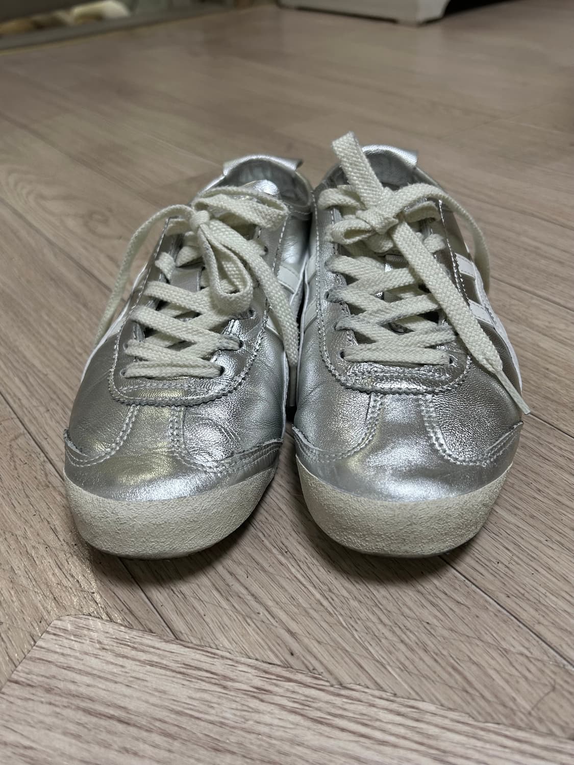 오니츠카타이거 멕시코66 화이트 실버 240 상품이미지2