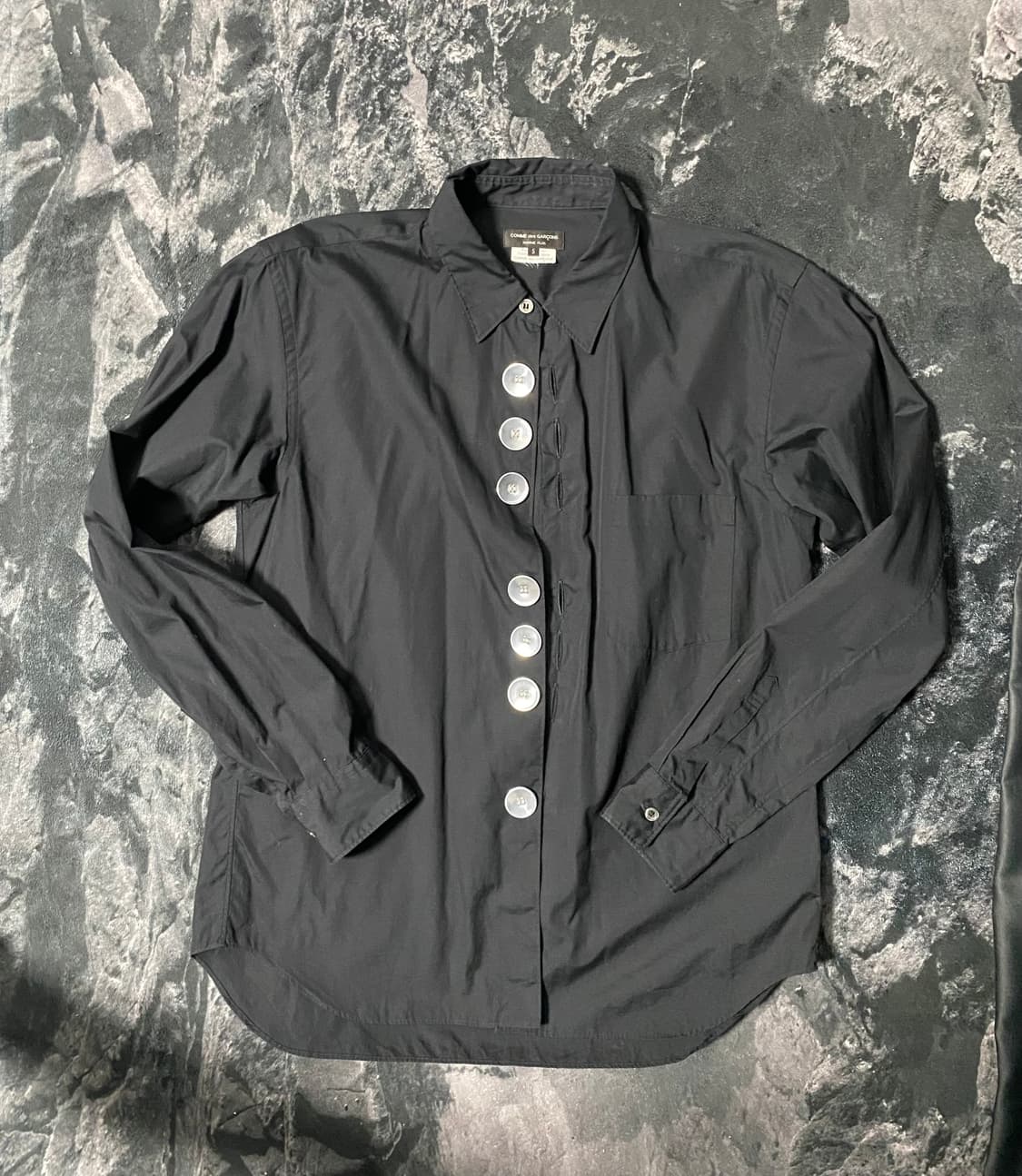 꼼데가르송 옴므 플러스 빅 버튼셔츠 상품이미지1