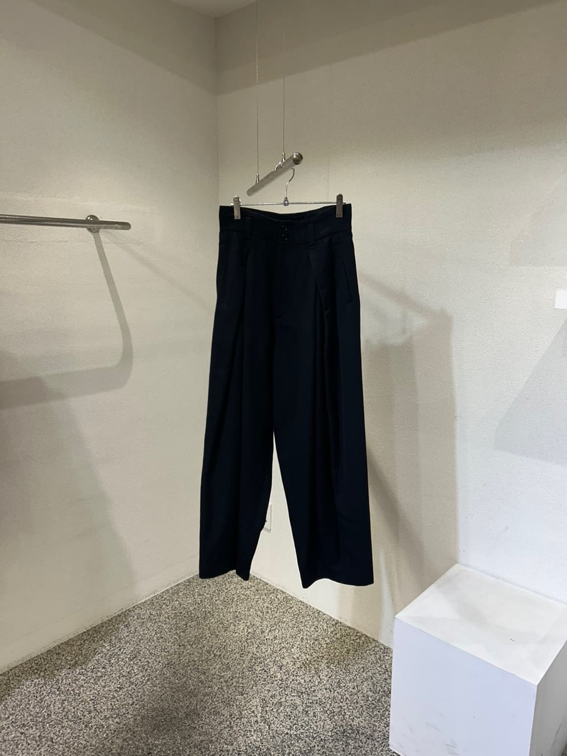 이세이미야케 울 와이드 핀턱팬츠 상품이미지1