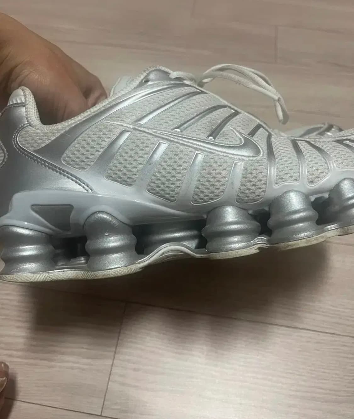 나이키 샥스 TL 메탈릭 실버 나이키 샥스 275 상품이미지2