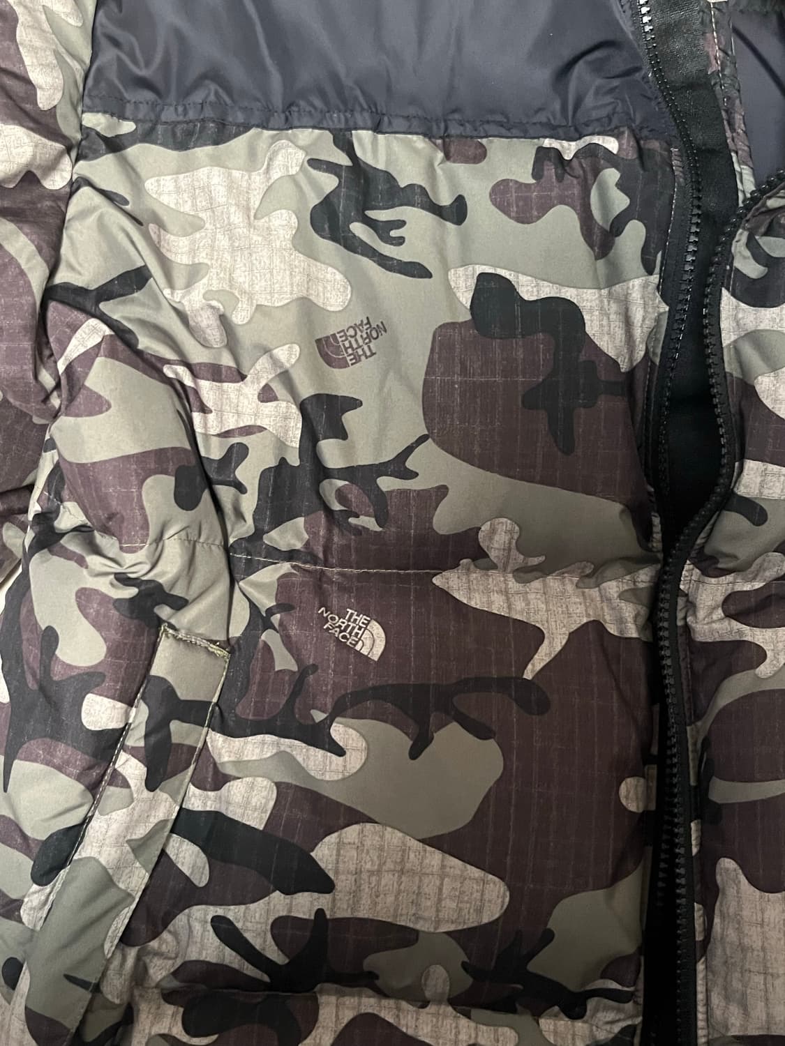 노스페이스 1996 노벨티 눕시 자켓 우드랜드 카모 상품이미지2